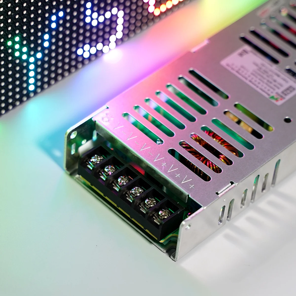 N200V5-A 電子広告フルカラー LED ディスプレイ電 - Outdoor Power Transformer のレビューと価格